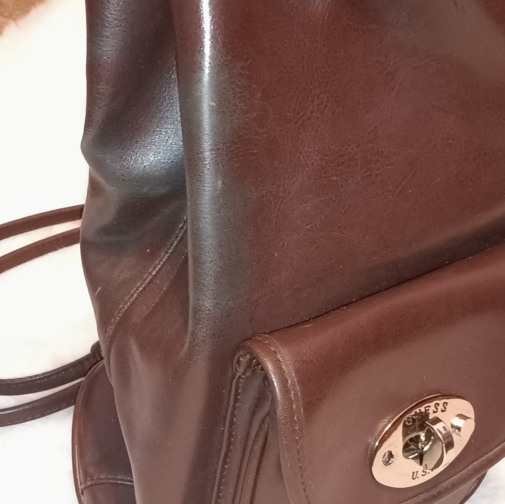 Guess backpack - Picture 4 of 8